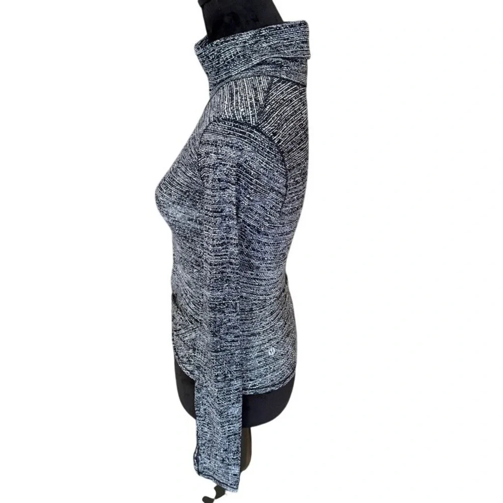 Lululemon Melodic‎ Movement Long Sleeve Top
